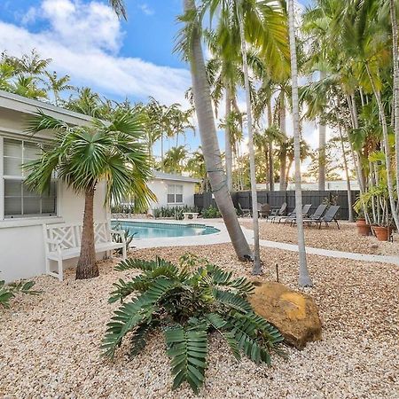 Walk To Las Olas Banyan Room Palm Paradise Inn Fort Lauderdale Exterior photo